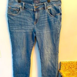 Lucky Brand Georgia Straight 16W